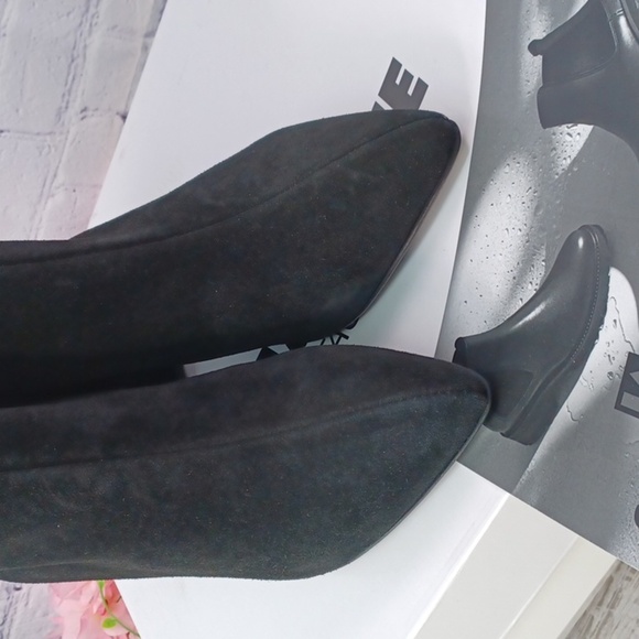 La Canadienne Suede Hero Boot NIB - Picture 6 of 13